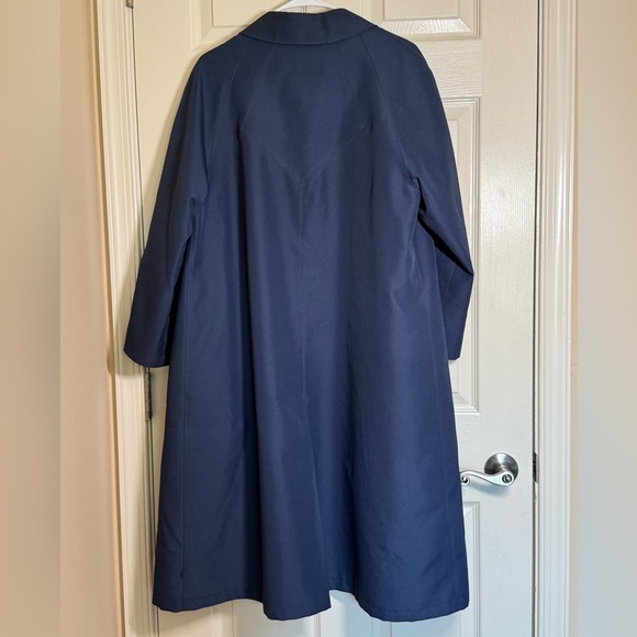 Vintage Classic Misty Harbor Men's Navy Trench Coat - Picture 8 of 8